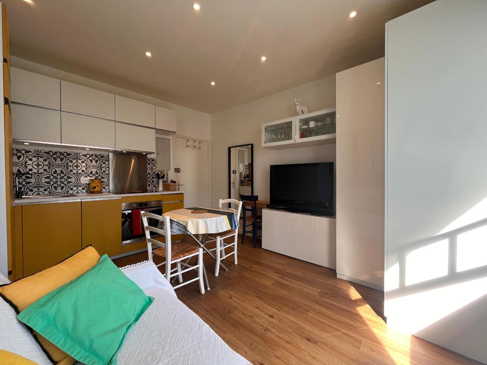 Appartement Lumineux 1 Chambre Au Coeur De Saint-Jean-De-Luz, Proche Plage Et Halles - Fr-1-239-890 מראה חיצוני תמונה